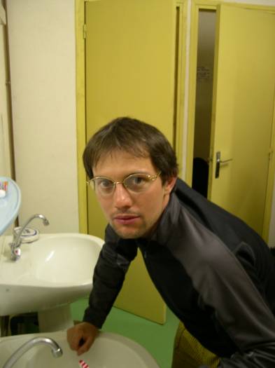 Faut pas laisser trainer ses lunettes !