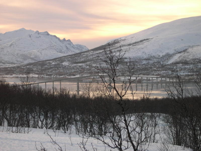 Pont vers Kvalya