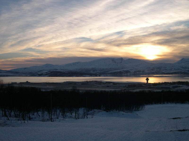 Coucher de soleil sur l'aroport de Tromso