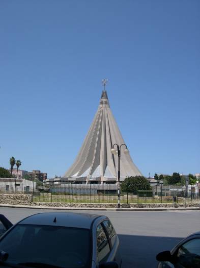 Il Santuario della Madonna delle Lacrime